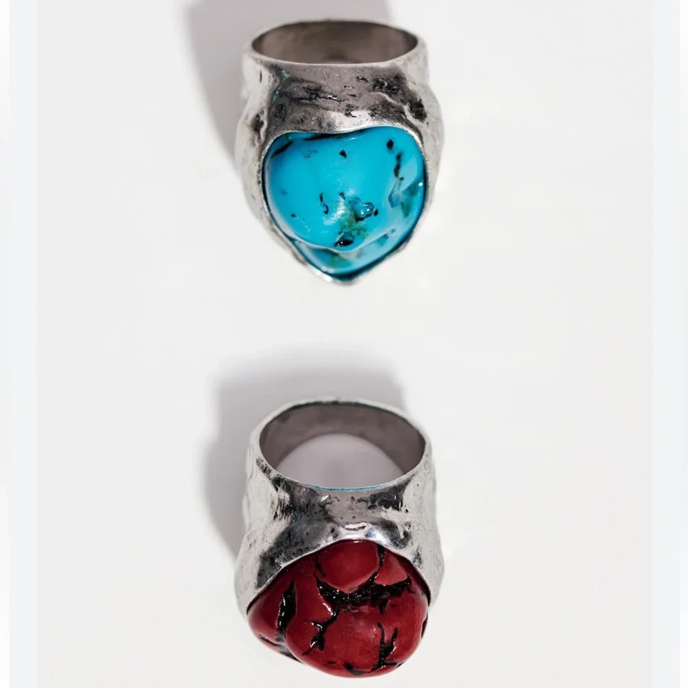 *NEW* ZARA 2 PACK STONE RINGS RED AND BLUE - Picture 2 of 5